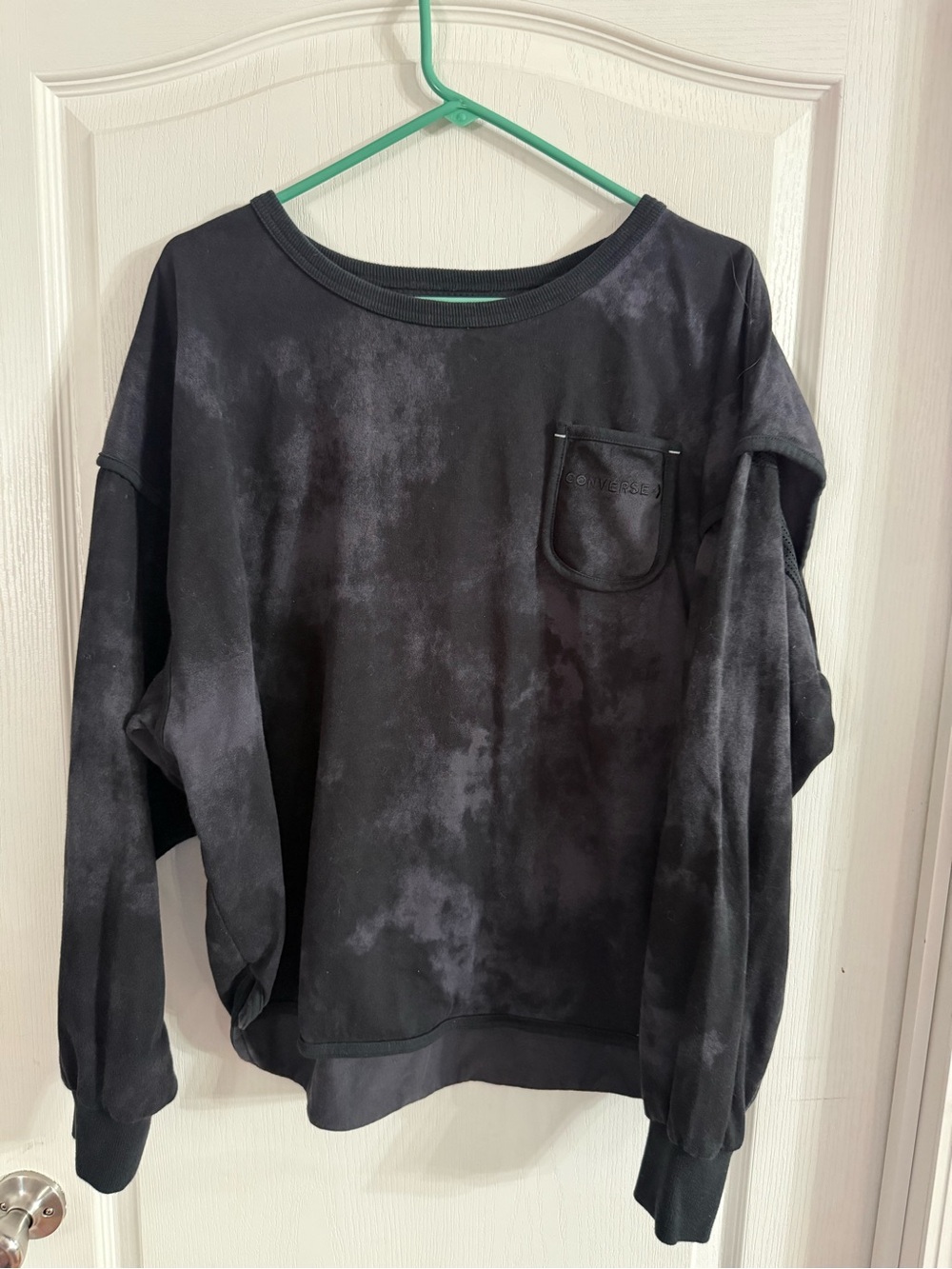 Converse Vented Crew Neck Black Tie-Dye Sweatshirt XL. AG-199